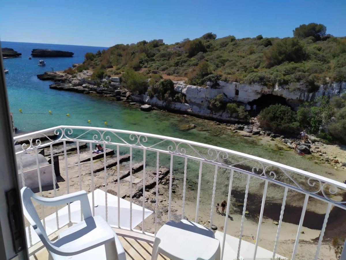Hostal Xuroy Cala Alcaufar Ngoại thất bức ảnh